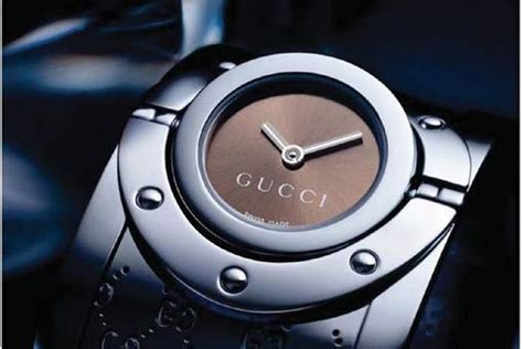 how to change time on gucci watch|i Gucci watch time and date.